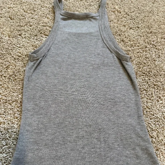 LNA Grey Tank - Picture 6 of 7